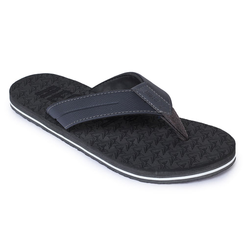Load image into Gallery viewer, Black Solid Rubber Slip On Casual Slippers For Men
