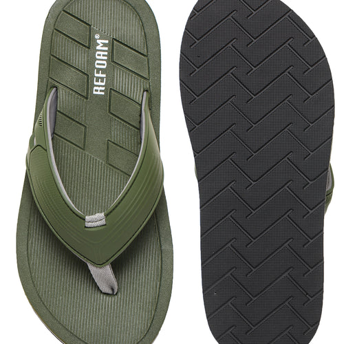 Load image into Gallery viewer, Green Solid Rubber Slip On Casual Slippers For Men
