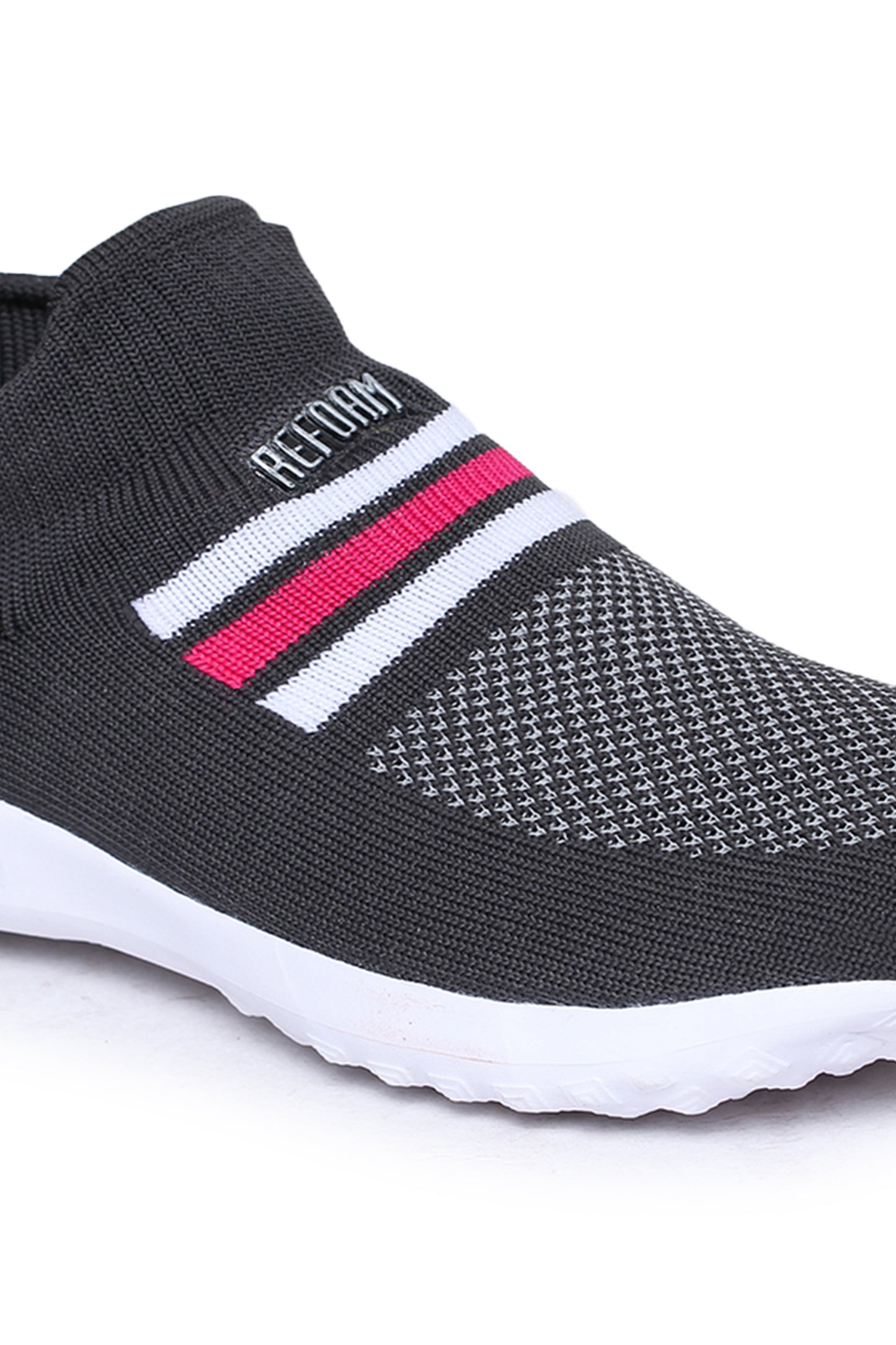 Black Solid Mesh Slip On Running Sport Shoes For Women