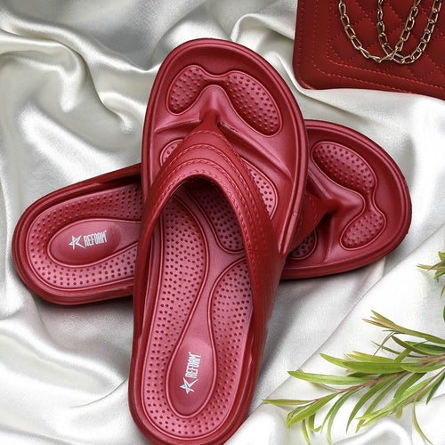 Load image into Gallery viewer, Maroon Solid EVA Slip-On Slipper For Women
