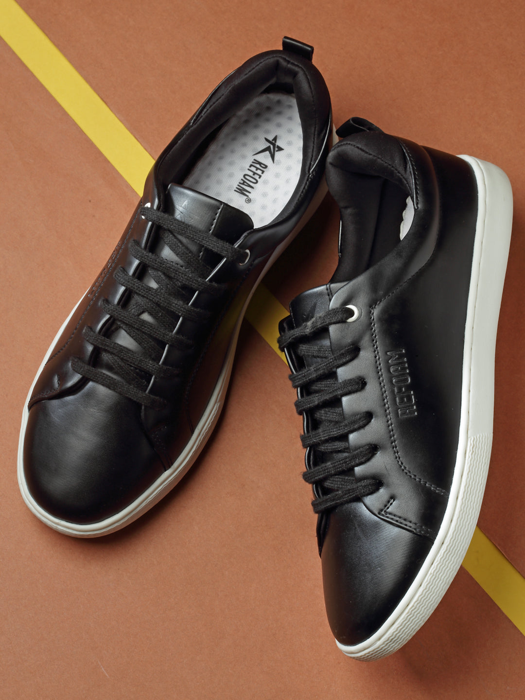 Victoria Men Berlín Faux Leather And Split Cyclist Sneakers